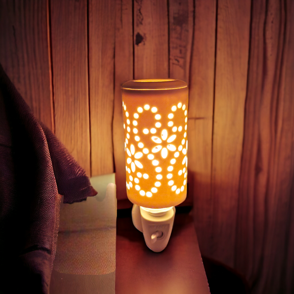 Elect Nightlight Oil Burner -Dots b02538