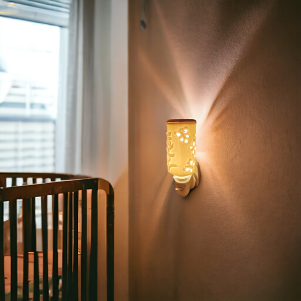 Elect Nightlight Oil Burner Butterfly b02539