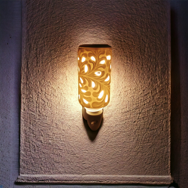 Elect Nightlight Oil Burner -Flower b5016n