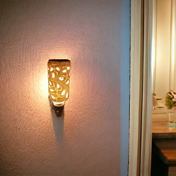 Elect Nightlight Oil Burner -Flower b5016n